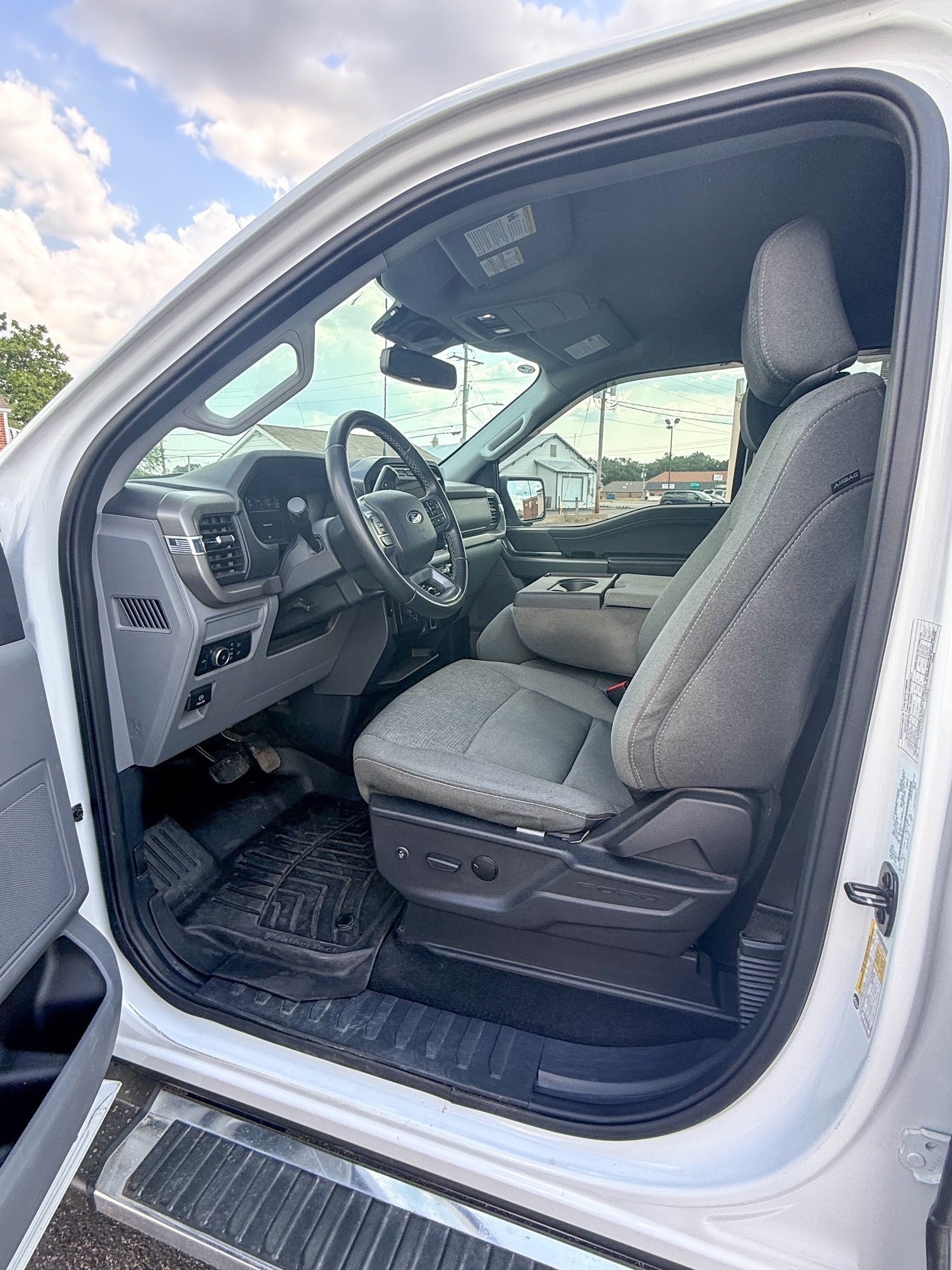 2024 Ford F-150 XLT 4WD SuperCrew 5.5' Box