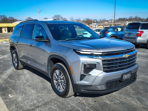 2025 Chevrolet Traverse LT w/2LT
