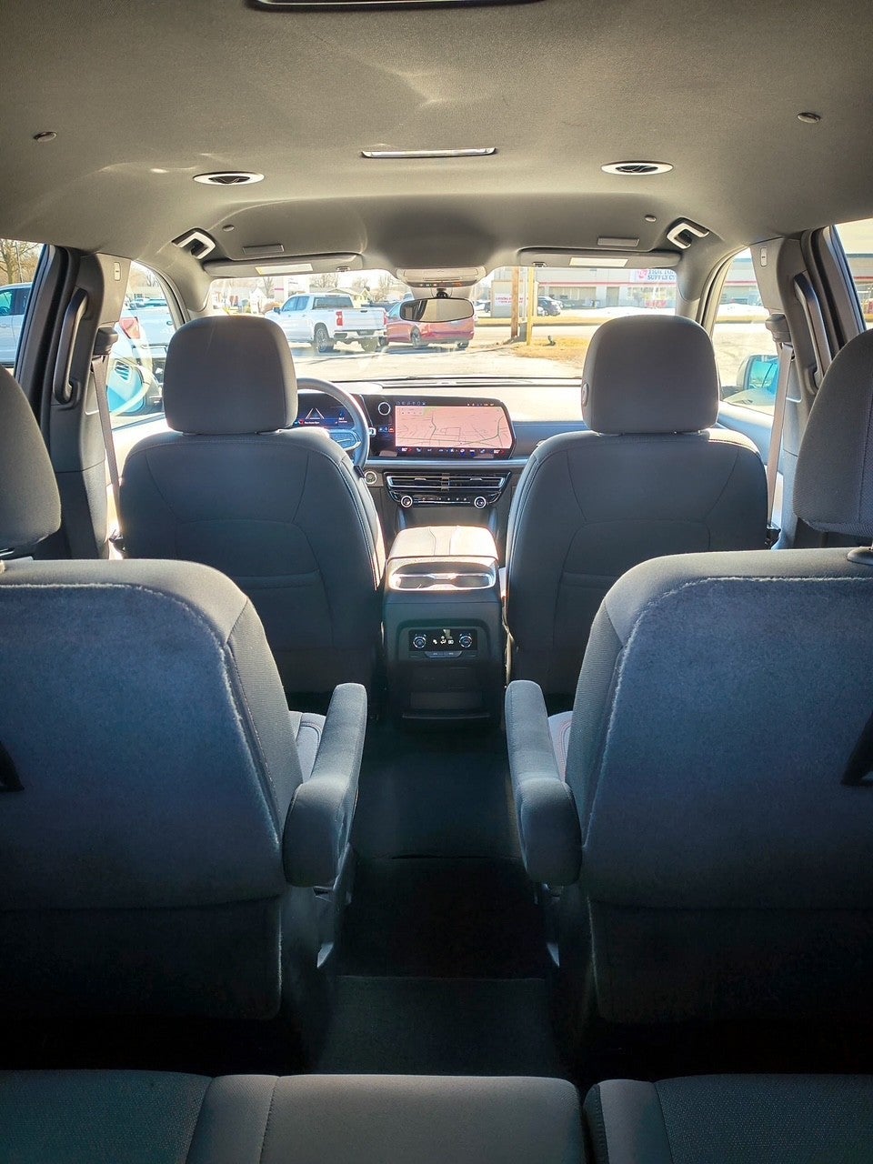 2025 Chevrolet Traverse LT w/2LT