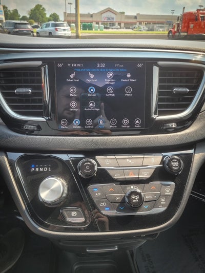 2020 Chrysler Pacifica Launch Edition AWD