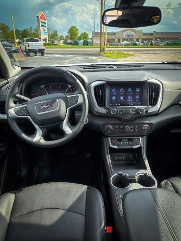 2024 GMC Terrain FWD 4dr SLT
