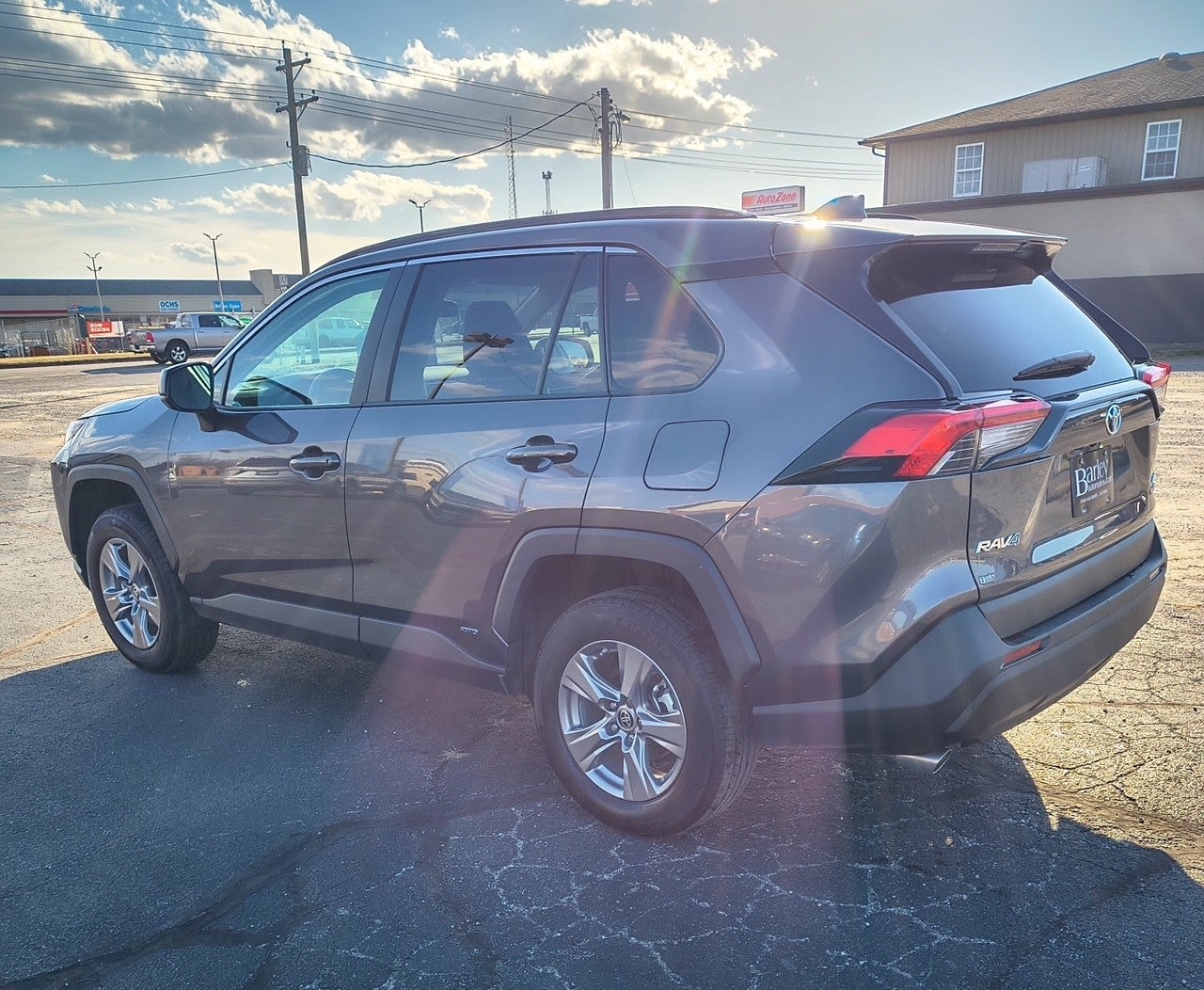 2024 Toyota RAV4 Hybrid LE AWD (Natl)